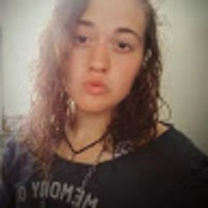 Meet your Posher, Alexandria d.